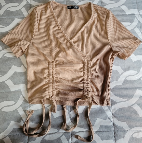 Shein Crop top - Picture 1 of 3